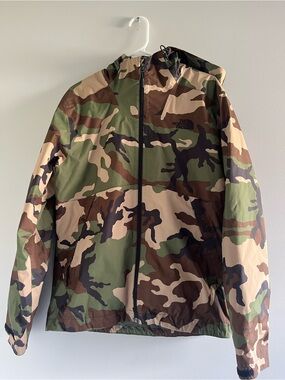 The North Face Men's Camo Hooded Rain Jacket - Green/Brown